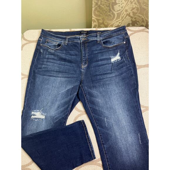 Judy Blue Slim Fit Distressed Mid Rise Blue Jeans, Size 24W, Jb82104dk-pl - Picture 3 of 12